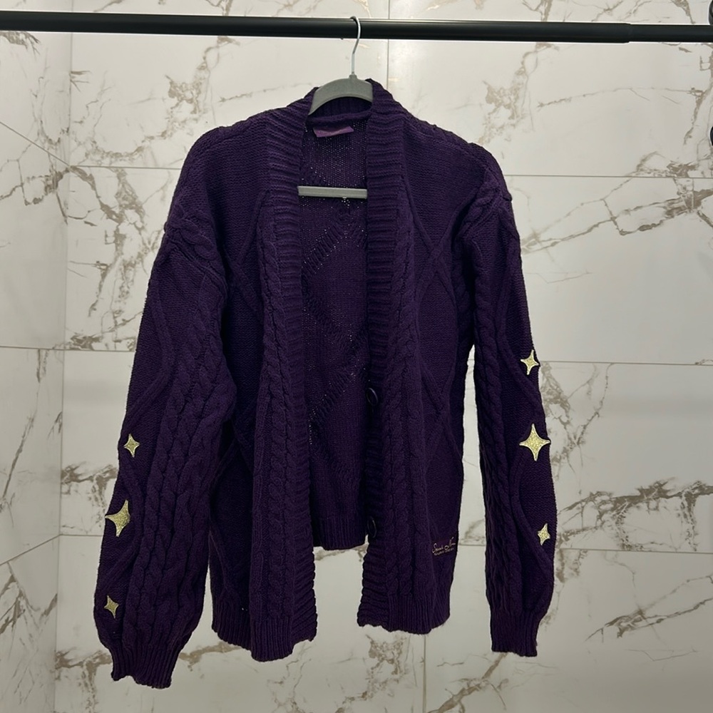 NEW TAYLORS VERSION CARDIGAN NEVER WORN !!!